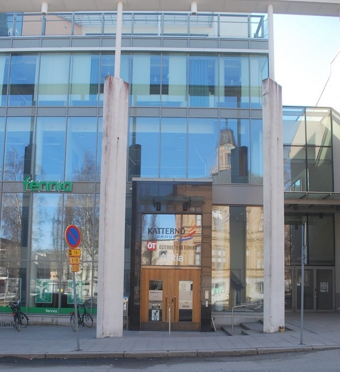 Ingången från Köpmansgatan 10, Jakobstad